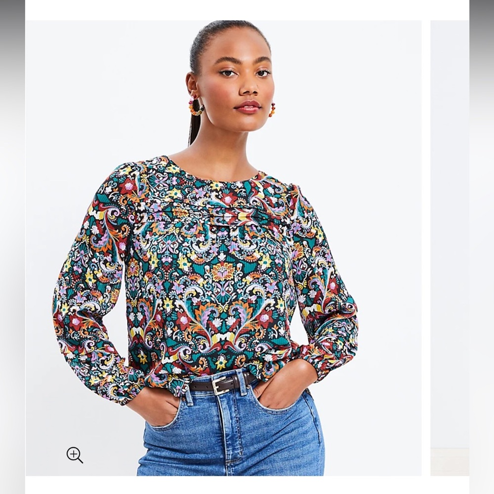 LOFT Floral  Pleated Blouse Size M